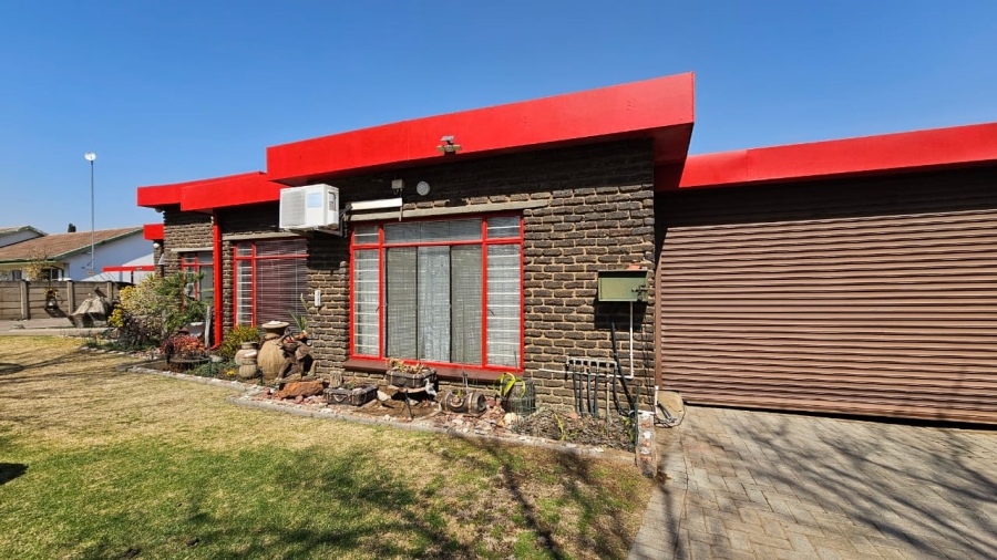 3 Bedroom Property for Sale in Sasolburg Ext 11 Free State